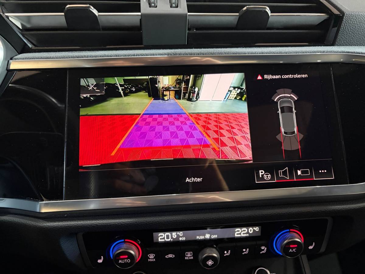 Audi Q3 Audi Q3 Sportback 35 TFSI S edition 3xS-line Pano Camera Face-lift Virtual Matrix Led