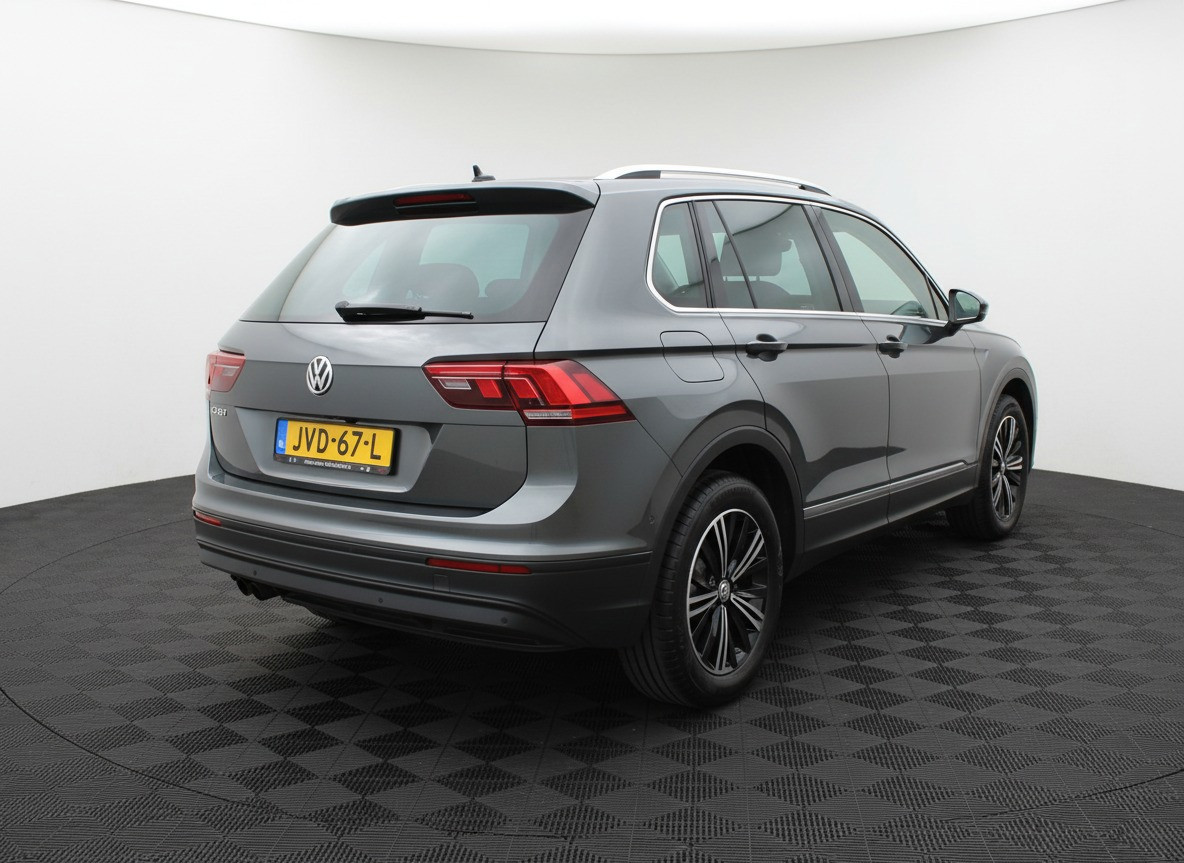 Volkswagen Tiguan Volkswagen TIGUAN 1.5 TSI ACT IQ I VIRTUAL I CARPPLAY I PANO I ACC I DSG I LED I LED I
