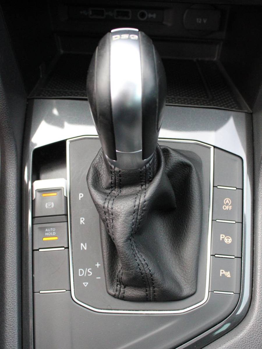 Volkswagen Tiguan Volkswagen TIGUAN 1.5 TSI ACT IQ I VIRTUAL I CARPPLAY I PANO I ACC I DSG I LED I LED I