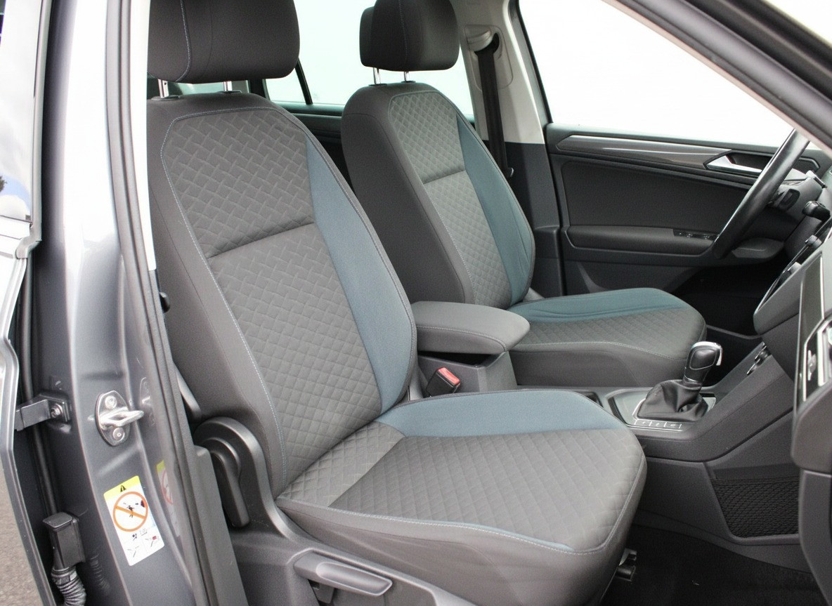 Volkswagen Tiguan Volkswagen TIGUAN 1.5 TSI ACT IQ I VIRTUAL I CARPPLAY I PANO I ACC I DSG I LED I LED I