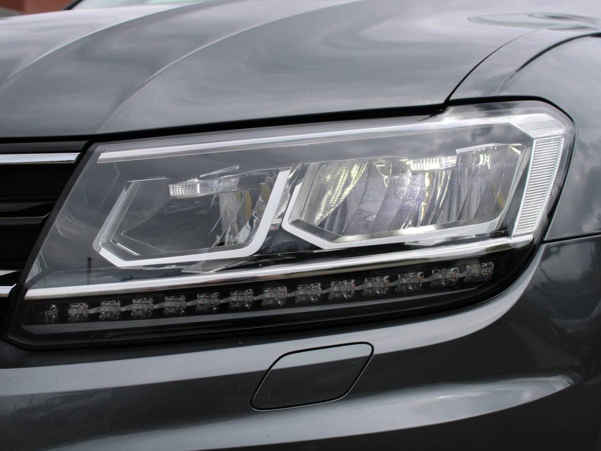 Volkswagen Tiguan Volkswagen TIGUAN 1.5 TSI ACT IQ I VIRTUAL I CARPPLAY I PANO I ACC I DSG I LED I LED I