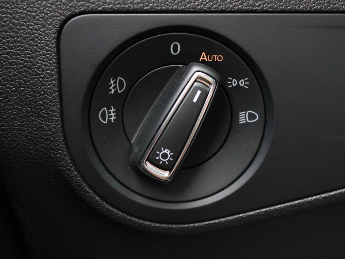 Volkswagen Tiguan Volkswagen TIGUAN 1.5 TSI ACT IQ I VIRTUAL I CARPPLAY I PANO I ACC I DSG I LED I LED I