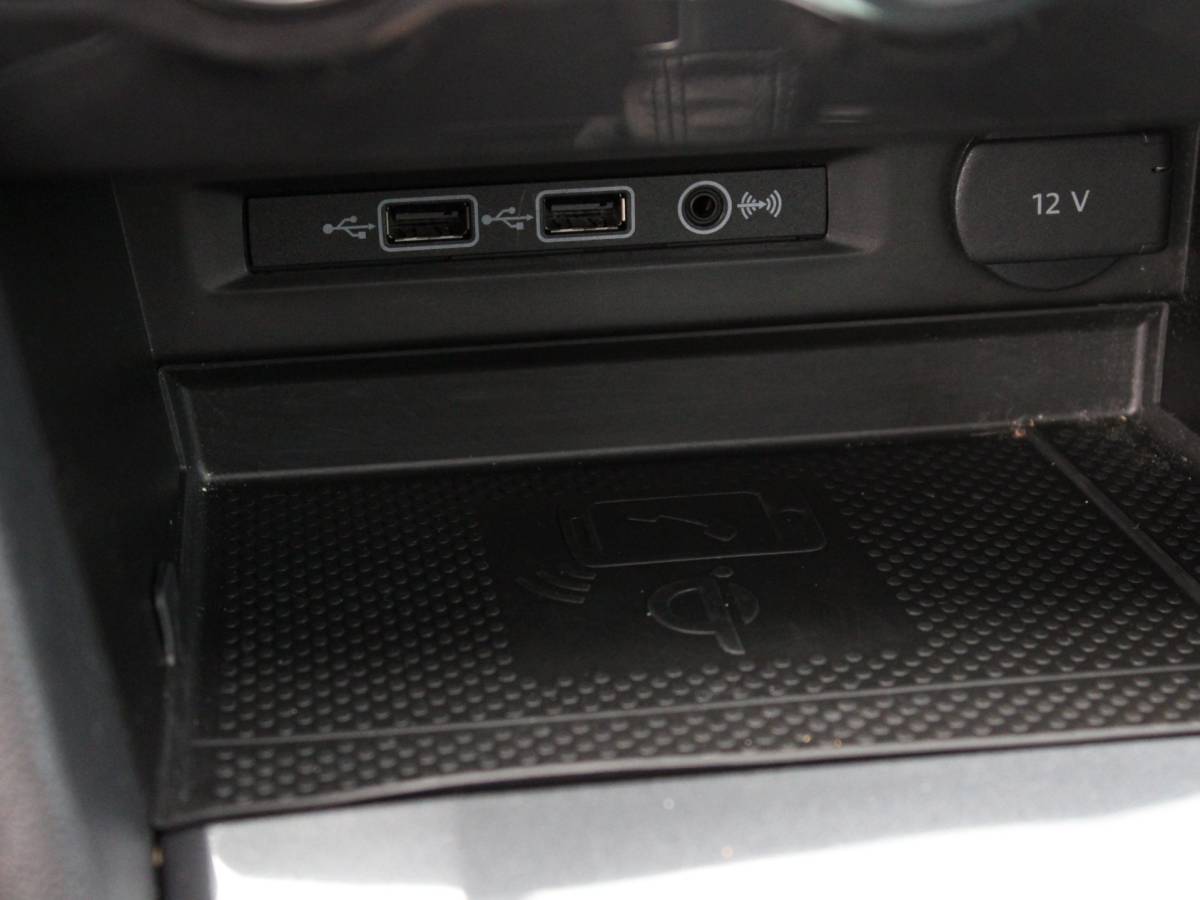Volkswagen Tiguan Volkswagen TIGUAN 1.5 TSI ACT IQ I VIRTUAL I CARPPLAY I PANO I ACC I DSG I LED I LED I