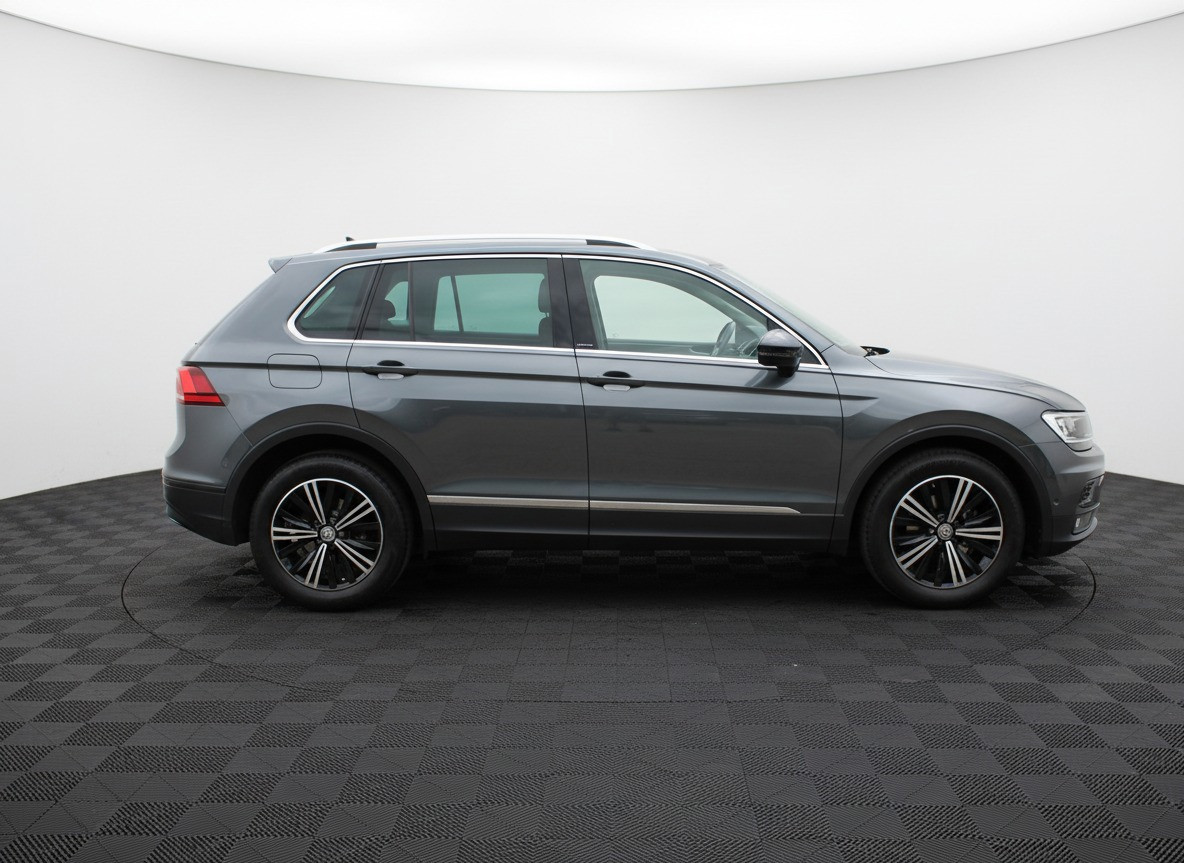 Volkswagen Tiguan Volkswagen TIGUAN 1.5 TSI ACT IQ I VIRTUAL I CARPPLAY I PANO I ACC I DSG I LED I LED I