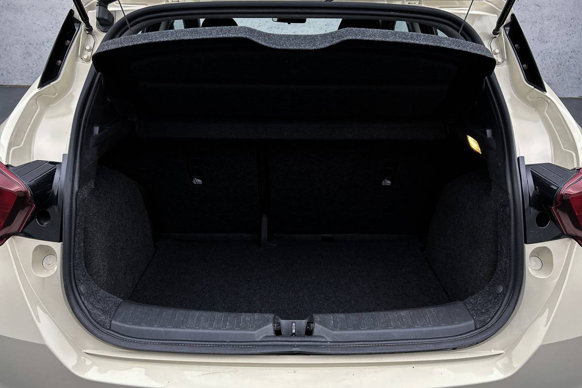 Nissan Micra Nissan Micra 1.0 IG-T Acenta | Apple Carplay | Cruise control | Airco