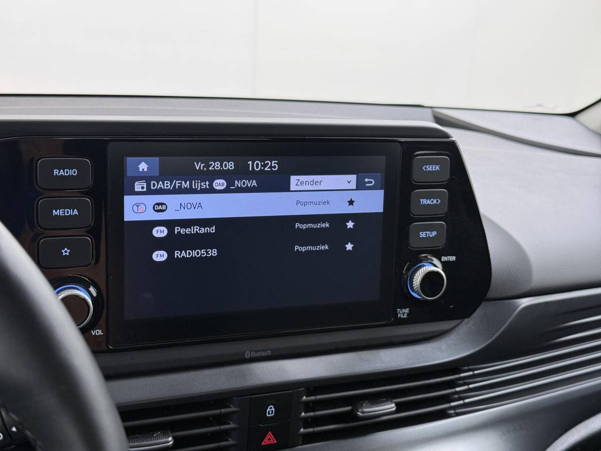 Hyundai i20 Hyundai i20 1.2 MPI Comfort  Camera | Apple Car Play & Android Auto | Stoel- En Stuurverwarming