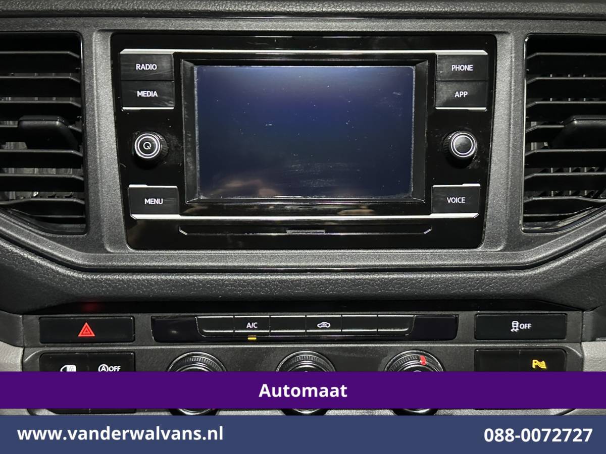 Volkswagen Crafter Volkswagen Crafter 2.0 TDI 141pk L3H2 L2H1 inrichting Euro6 Airco | Camera | Apple Carplay | Parkeersensoren Android Auto, Bijrijdersbank