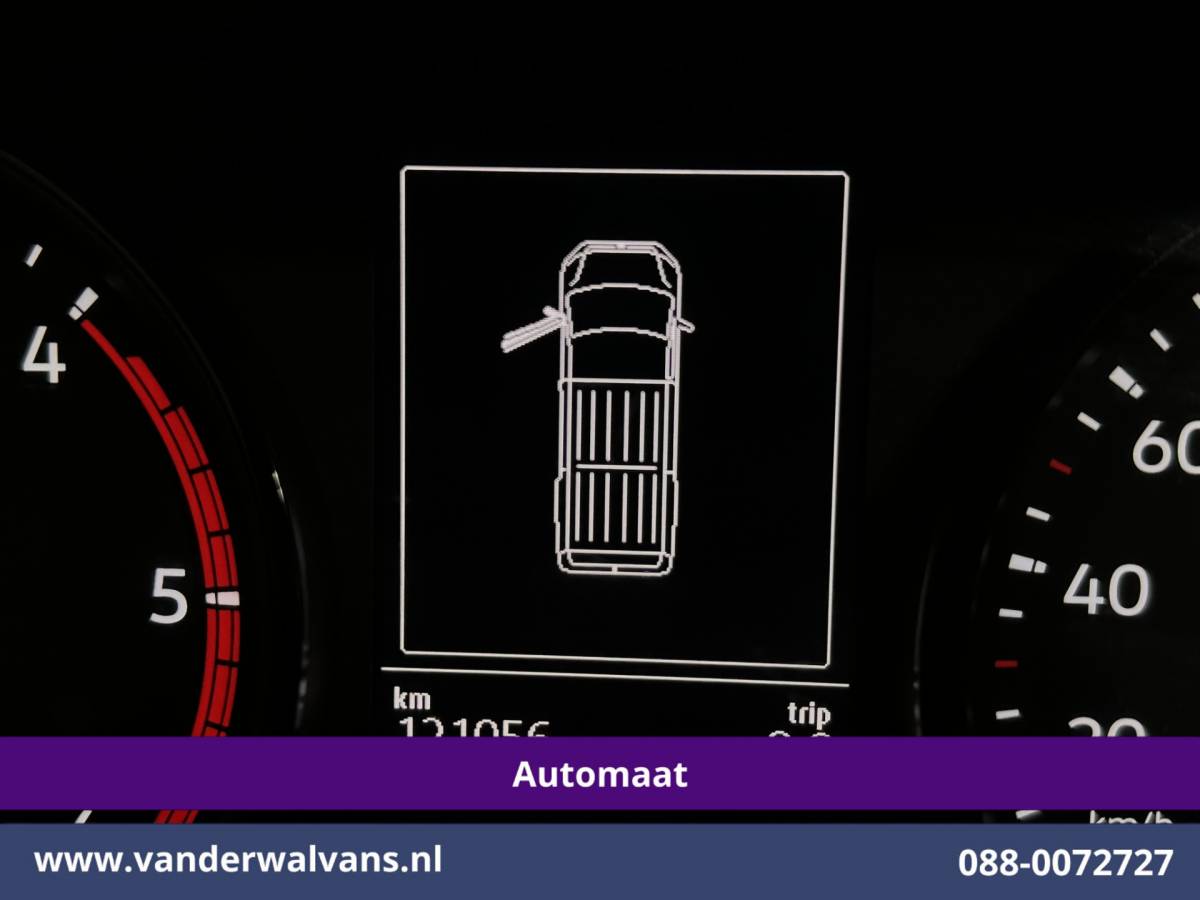 Volkswagen Crafter Volkswagen Crafter 2.0 TDI 141pk L3H2 L2H1 inrichting Euro6 Airco | Camera | Apple Carplay | Parkeersensoren Android Auto, Bijrijdersbank