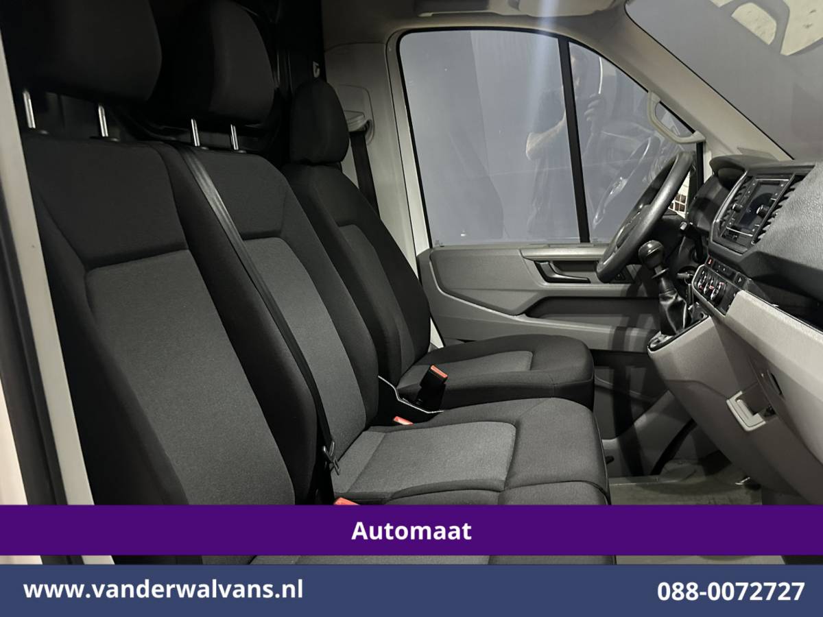 Volkswagen Crafter Volkswagen Crafter 2.0 TDI 141pk L3H2 L2H1 inrichting Euro6 Airco | Camera | Apple Carplay | Parkeersensoren Android Auto, Bijrijdersbank