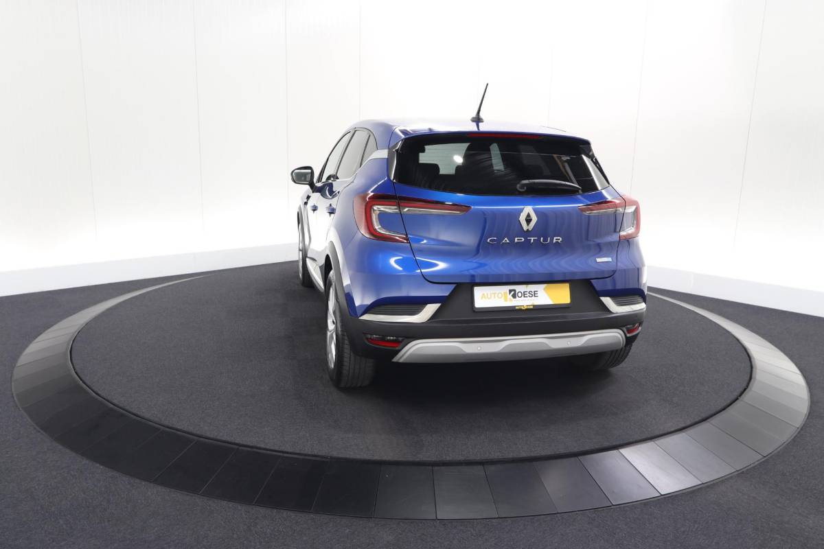 Renault Captur Renault Captur 1.6 E-Tech full hybrid 145 techno | Camera | Parkeersensoren | Climate control | Keyless