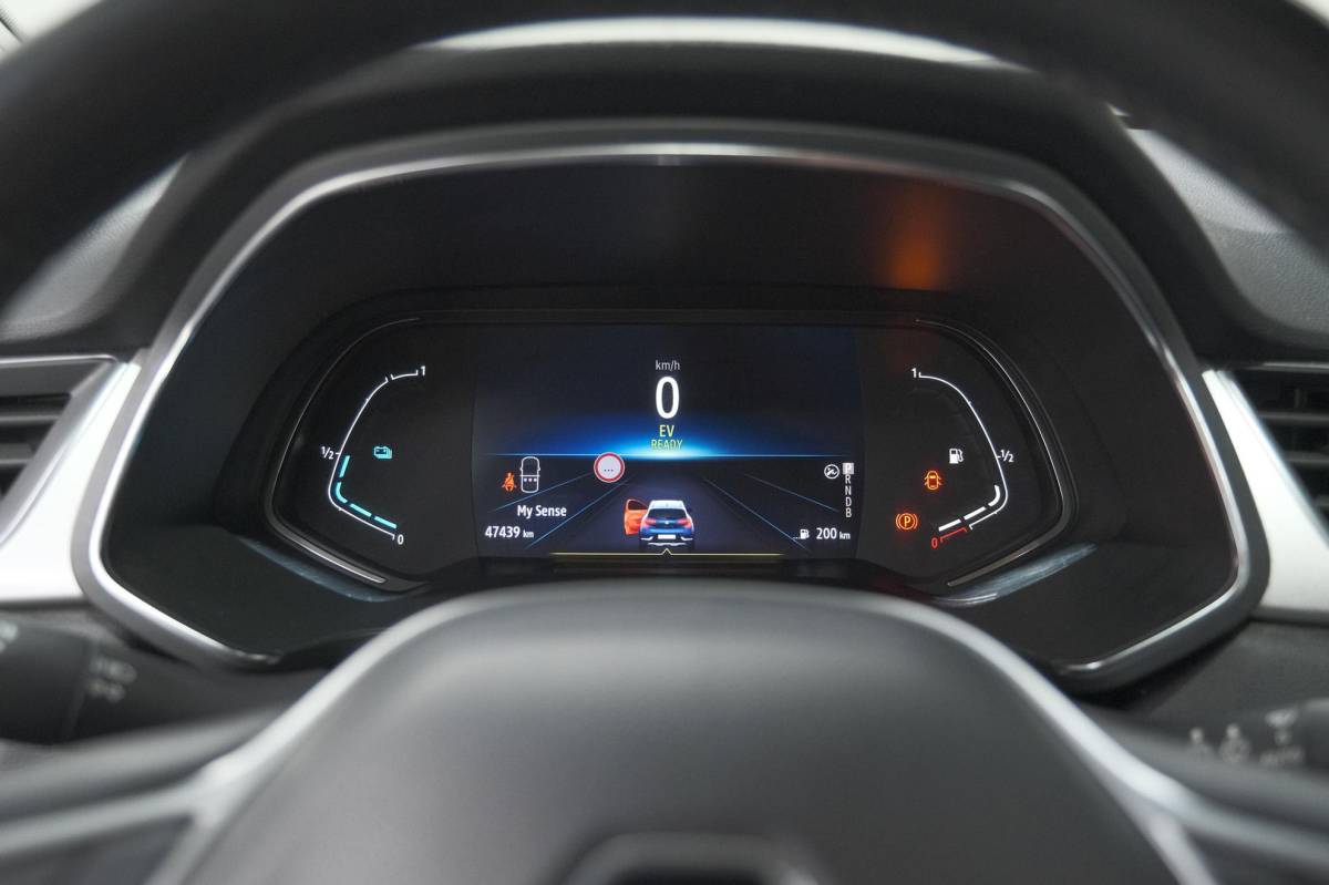 Renault Captur Renault Captur 1.6 E-Tech full hybrid 145 techno | Camera | Parkeersensoren | Climate control | Keyless