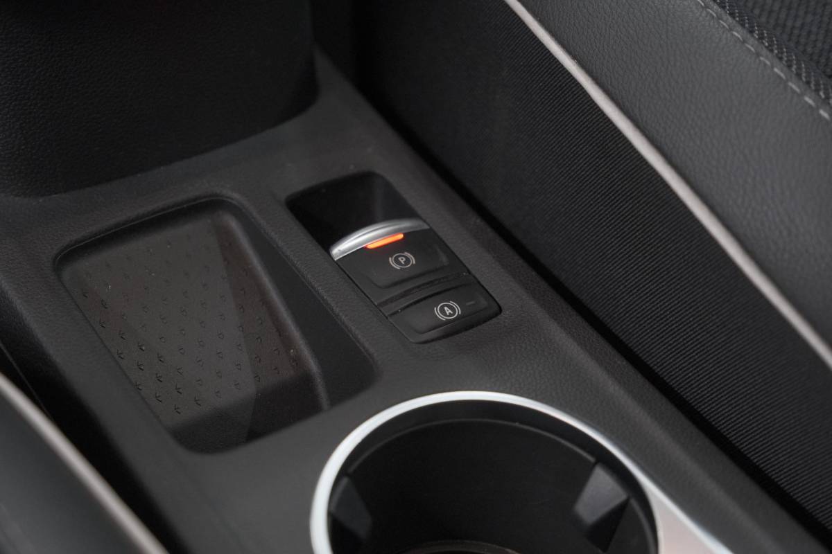 Renault Captur Renault Captur 1.6 E-Tech full hybrid 145 techno | Camera | Parkeersensoren | Climate control | Keyless
