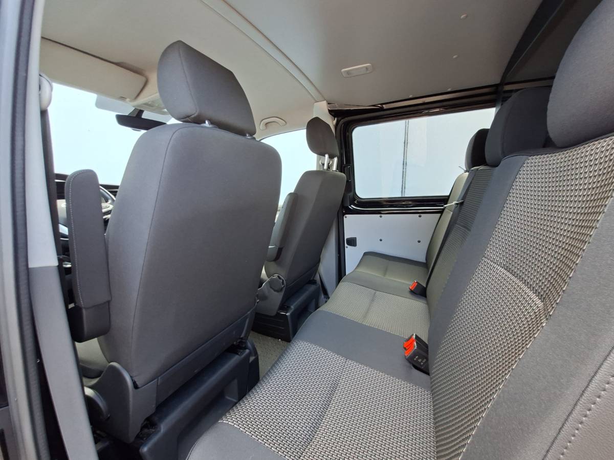 Volkswagen Transporter Volkswagen Transporter 2.0 TDI Aut7  Dubb.Cabine 2xSchuifdeur Carplay Trekhaak Bulli