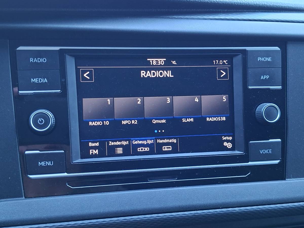 Volkswagen Transporter Volkswagen Transporter 2.0 TDI Aut7  Dubb.Cabine 2xSchuifdeur Carplay Trekhaak Bulli