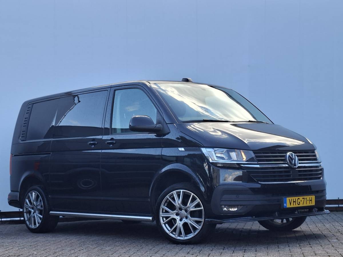 Volkswagen Transporter Volkswagen Transporter 2.0 TDI Aut7  Dubb.Cabine 2xSchuifdeur Carplay Trekhaak Bulli