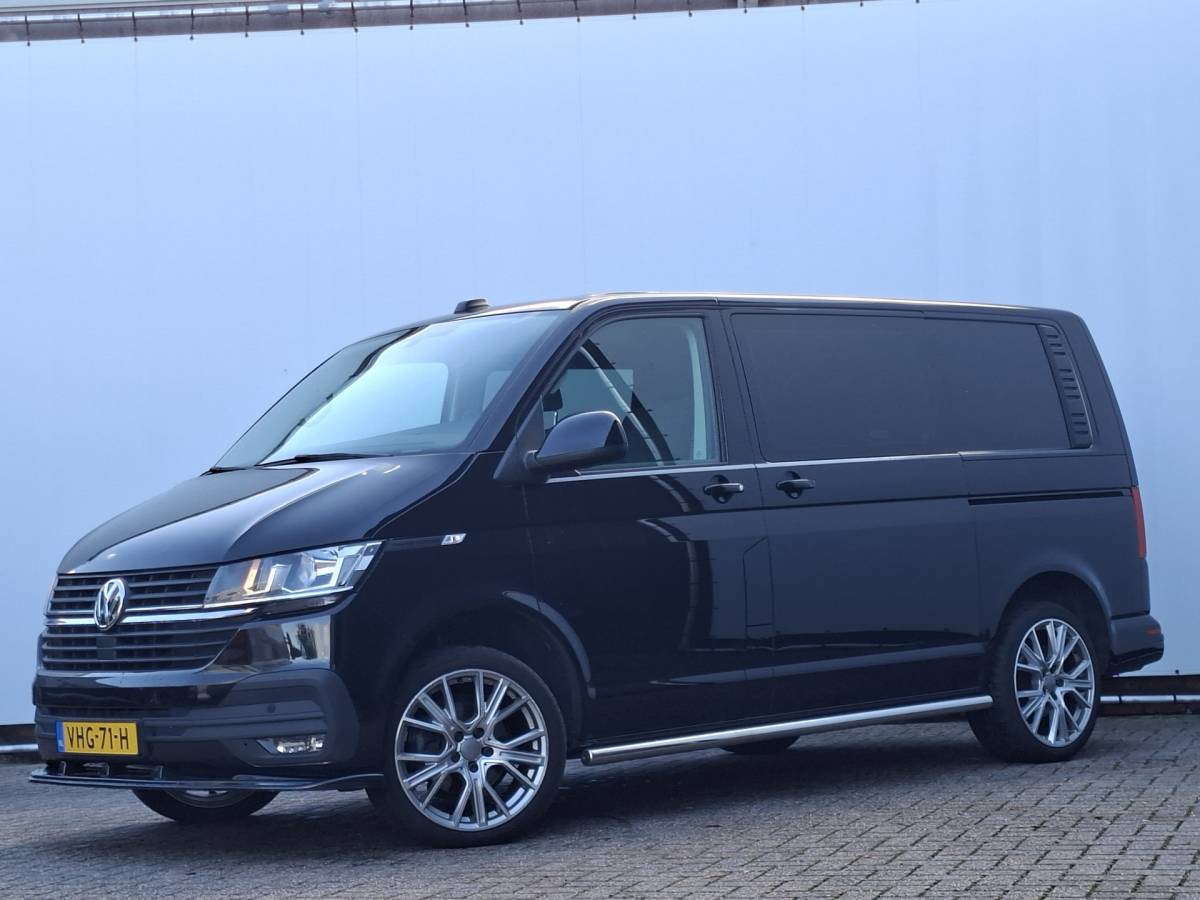 Volkswagen Transporter Volkswagen Transporter 2.0 TDI Aut7  Dubb.Cabine 2xSchuifdeur Carplay Trekhaak Bulli