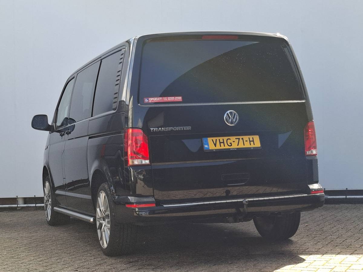 Volkswagen Transporter Volkswagen Transporter 2.0 TDI Aut7  Dubb.Cabine 2xSchuifdeur Carplay Trekhaak Bulli