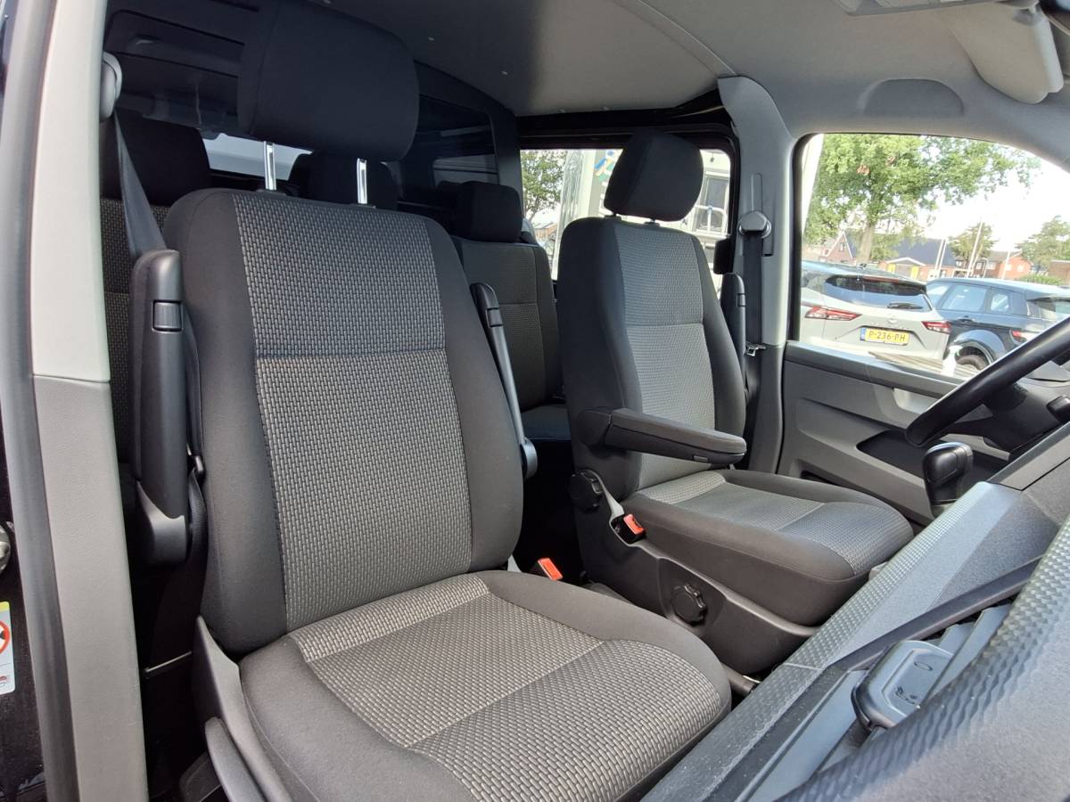 Volkswagen Transporter Volkswagen Transporter 2.0 TDI Aut7  Dubb.Cabine 2xSchuifdeur Carplay Trekhaak Bulli