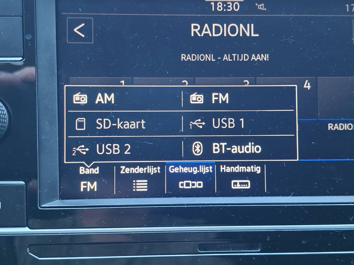 Volkswagen Transporter Volkswagen Transporter 2.0 TDI Aut7  Dubb.Cabine 2xSchuifdeur Carplay Trekhaak Bulli