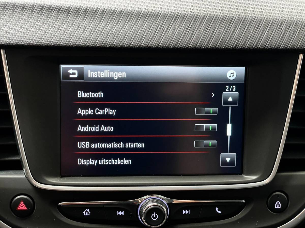 Opel Crossland X Opel Crossland X 1.2 Turbo Online Edition AIRCO NAVI CARPLAY NAP