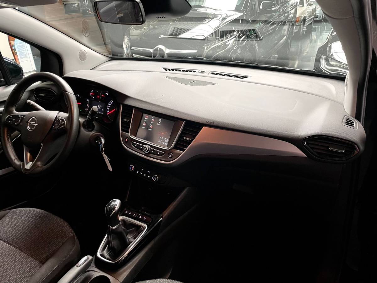 Opel Crossland X Opel Crossland X 1.2 Turbo Online Edition AIRCO NAVI CARPLAY NAP