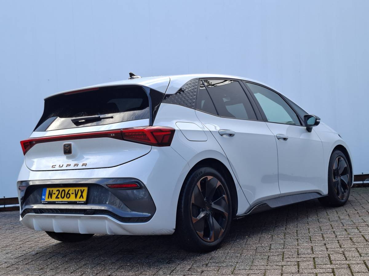 CUPRA Born CUPRA Born Adrenaline One 62 kWh Adapt.Cruis Navi/Cam Stoelverw.