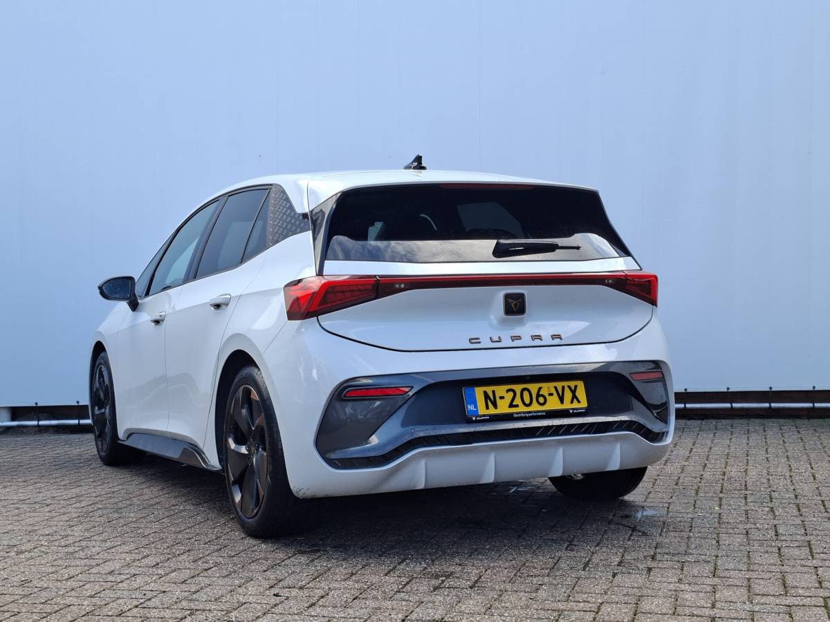 CUPRA Born CUPRA Born Adrenaline One 62 kWh Adapt.Cruis Navi/Cam Stoelverw.
