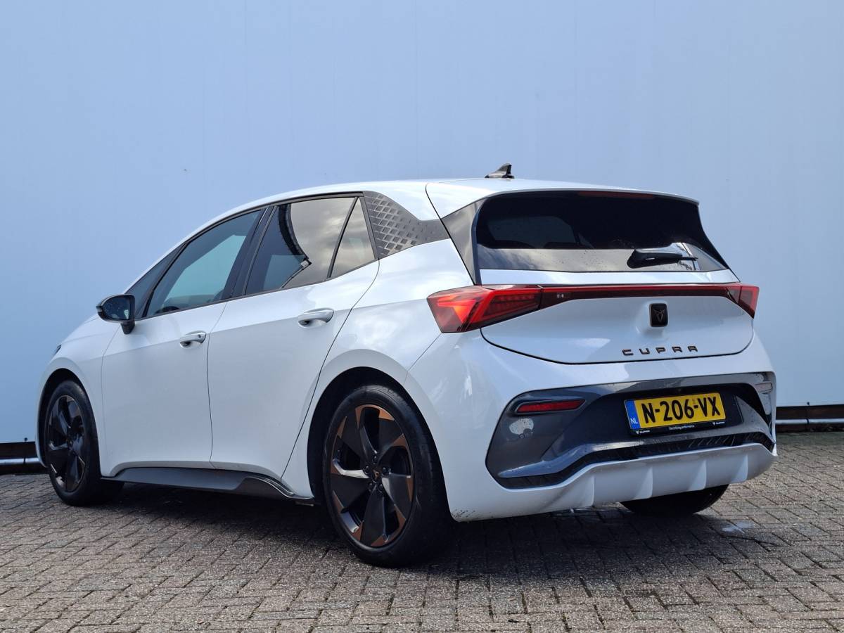 CUPRA Born CUPRA Born Adrenaline One 62 kWh Adapt.Cruis Navi/Cam Stoelverw.