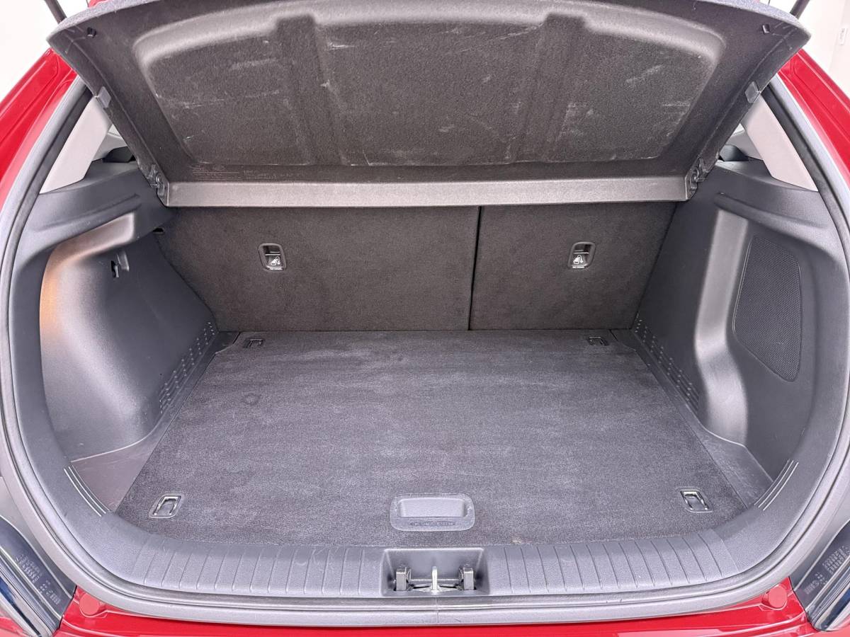 Hyundai Kona Hyundai Kona EV Fashion Design 64 kWh Elektrische Stoelen | Stoel En Stuurverwarming | Navigatie