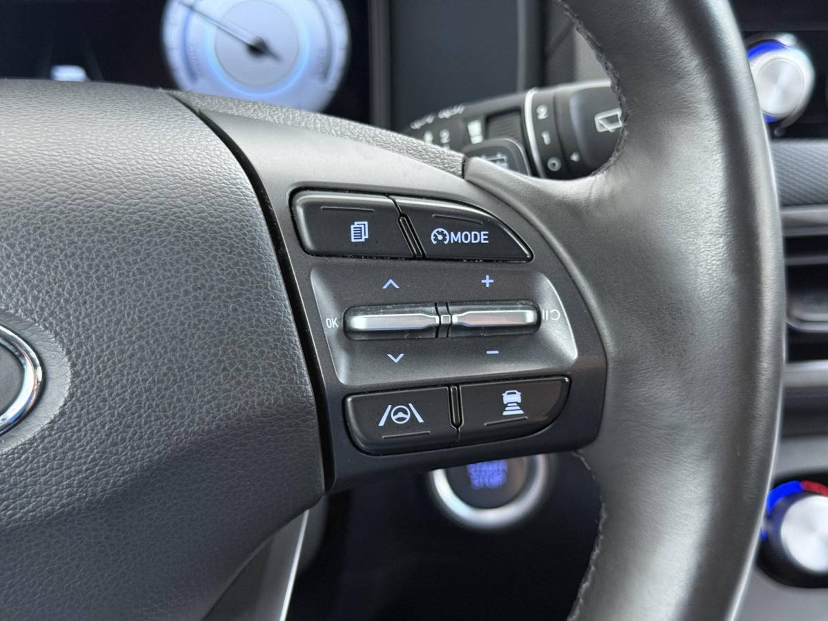 Hyundai Kona Hyundai Kona EV Fashion Design 64 kWh Elektrische Stoelen | Stoel En Stuurverwarming | Navigatie