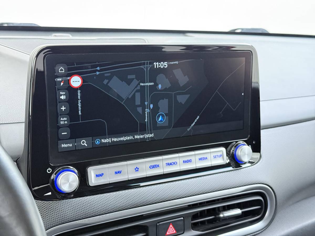 Hyundai Kona Hyundai Kona EV Fashion Design 64 kWh Elektrische Stoelen | Stoel En Stuurverwarming | Navigatie