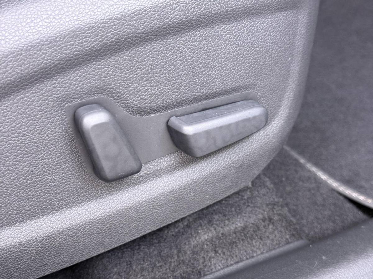 Hyundai Kona Hyundai Kona EV Fashion Design 64 kWh Elektrische Stoelen | Stoel En Stuurverwarming | Navigatie