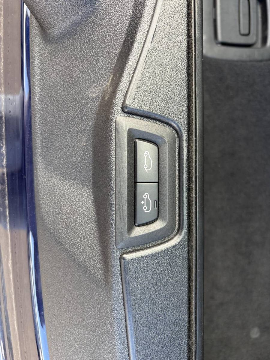 BMW X5 BMW X5 xDrive45e High Executive BOMVOL! | PANO | HARMAN KARDON | LASER LED | ELEK. ACHTER KLEP | ELEK. TREKHAAK | STOELVERWARMING | ELEK. MEM. SEAT | ACHTERUITRIJCAMERA | 22” VELGEN | RIJKLAAR PRIJS + 12 MND BOVAG GARANTIE |