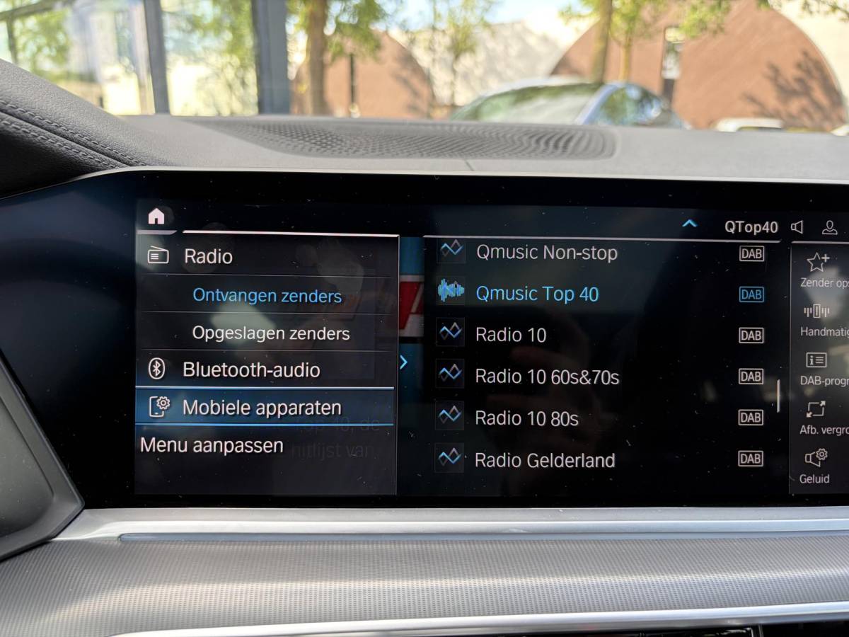 BMW X5 BMW X5 xDrive45e High Executive BOMVOL! | PANO | HARMAN KARDON | LASER LED | ELEK. ACHTER KLEP | ELEK. TREKHAAK | STOELVERWARMING | ELEK. MEM. SEAT | ACHTERUITRIJCAMERA | 22” VELGEN | RIJKLAAR PRIJS + 12 MND BOVAG GARANTIE |
