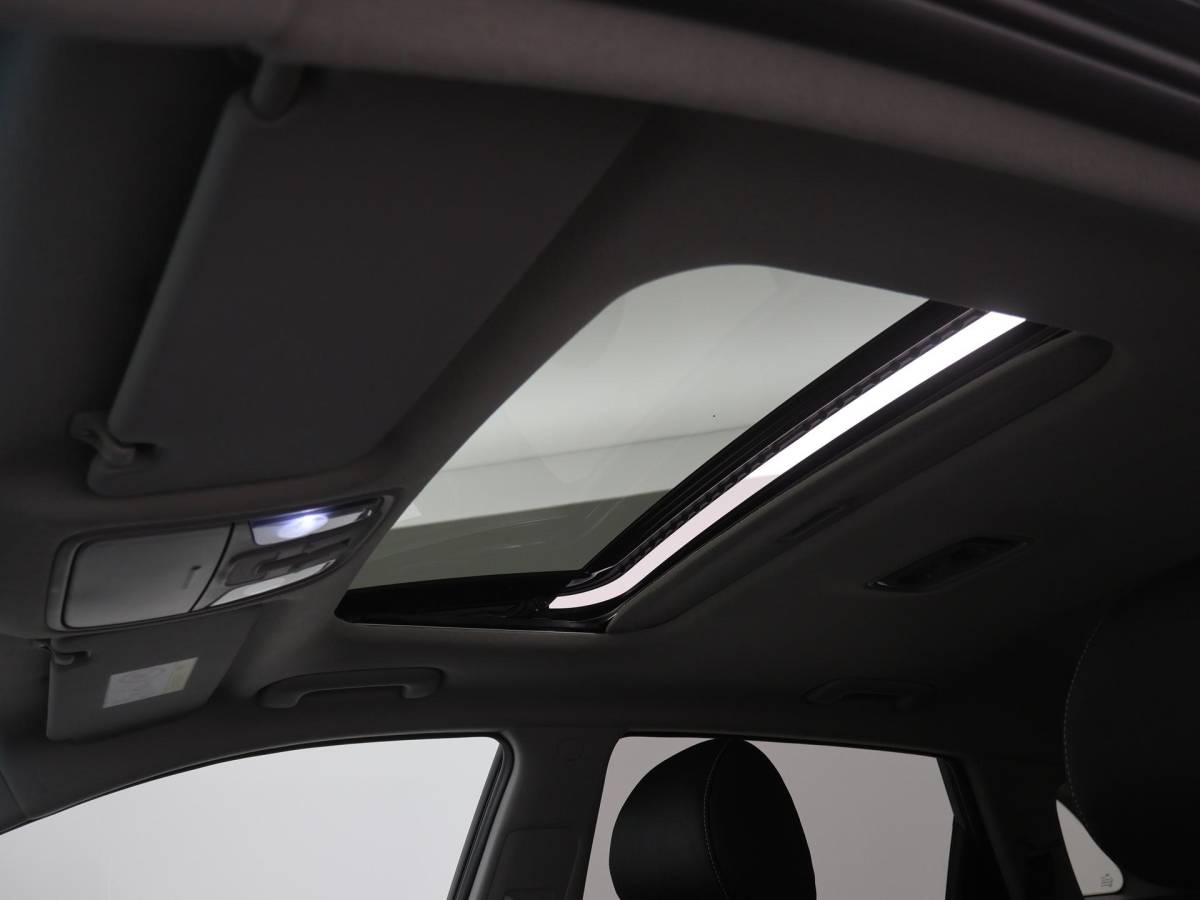 Kia e-Niro Kia e-Niro DynamicPlusLine 64 kWh SCHUIFDAK|SOH95,6|ACC|CAMERA|STOELVERW|LED|NAVI|CARPLAY