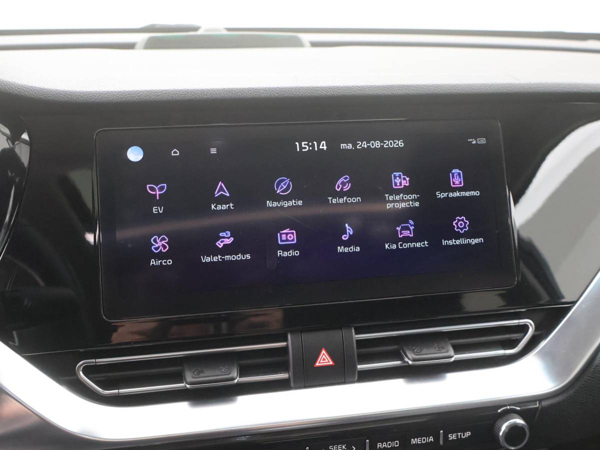 Kia e-Niro Kia e-Niro DynamicPlusLine 64 kWh SCHUIFDAK|SOH95,6|ACC|CAMERA|STOELVERW|LED|NAVI|CARPLAY