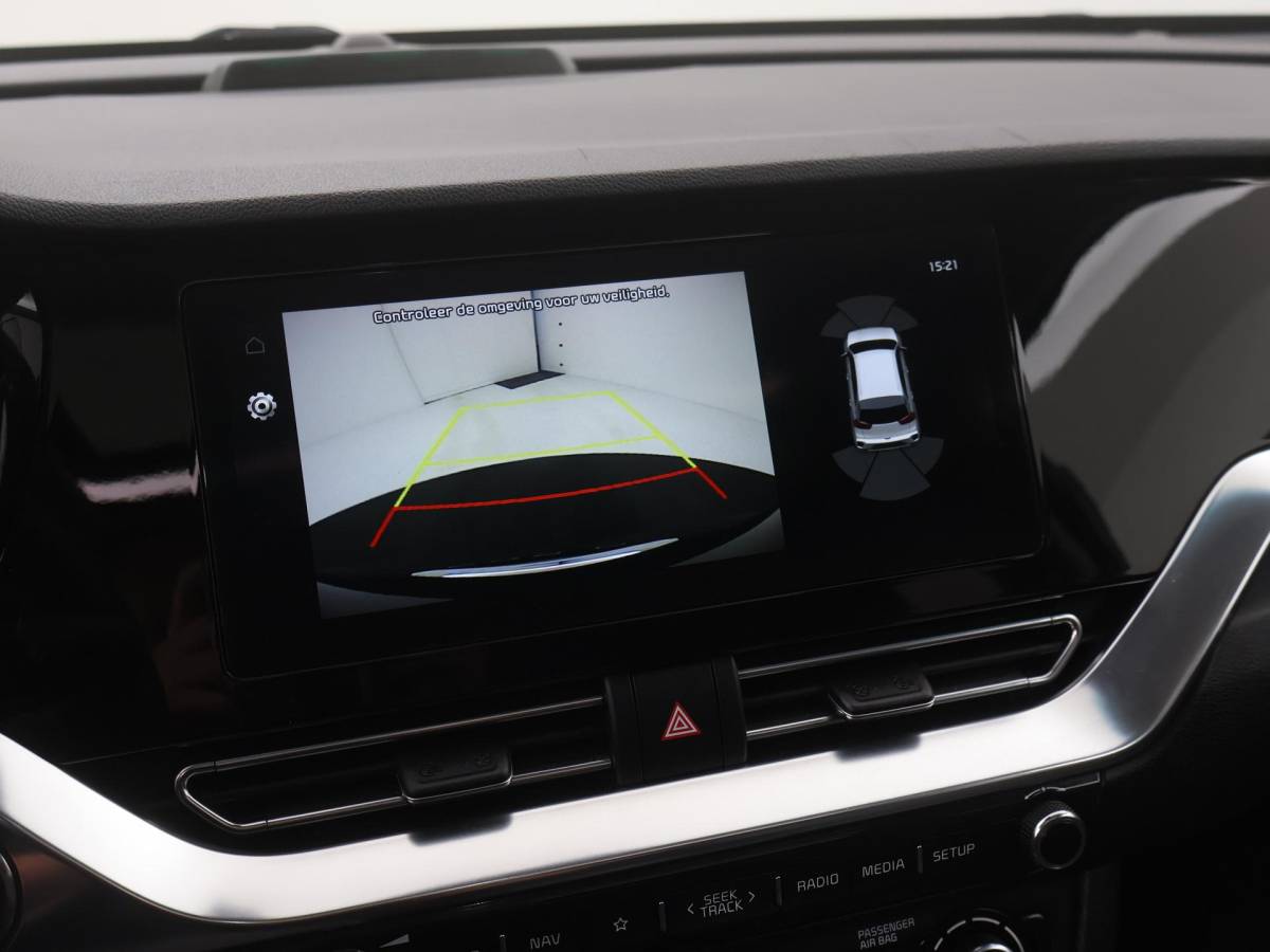 Kia e-Niro Kia e-Niro DynamicPlusLine 64 kWh SCHUIFDAK|SOH95,6|ACC|CAMERA|STOELVERW|LED|NAVI|CARPLAY