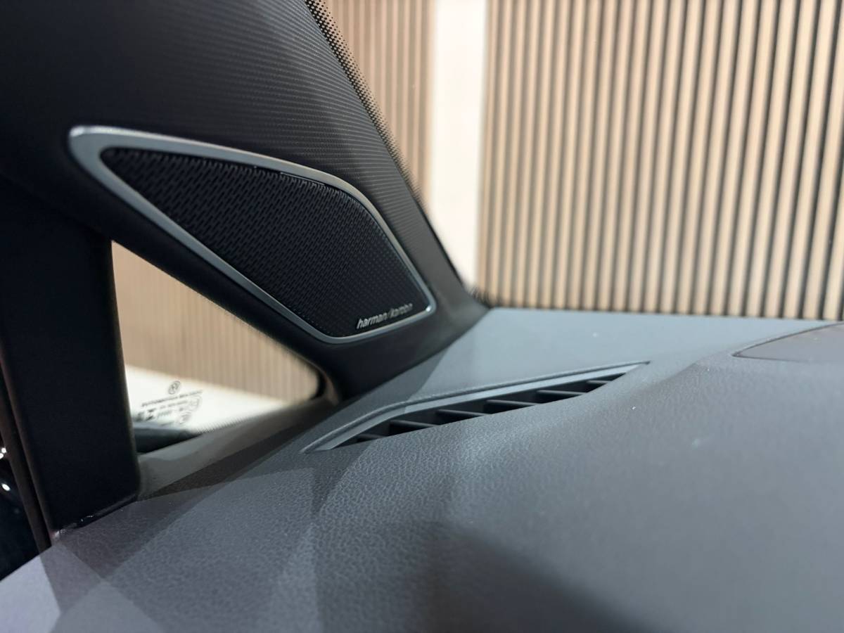 Volkswagen Golf Volkswagen Golf 1.5 eTSI R-Line Business Pano|Matrix led|Hud|Harman&Kardon
