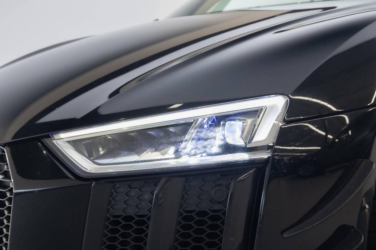 Audi R8 Audi R8 5.2 FSI quattro Plus | Keramische remmen | Mat Carbon | Schaalstoelen | Capristo | B&O |