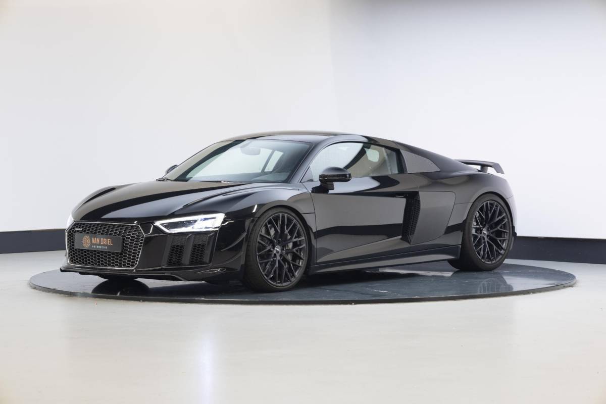 Audi R8 Audi R8 5.2 FSI quattro Plus | Keramische remmen | Mat Carbon | Schaalstoelen | Capristo | B&O |