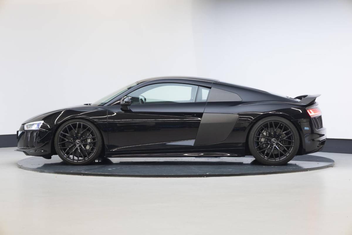 Audi R8 Audi R8 5.2 FSI quattro Plus | Keramische remmen | Mat Carbon | Schaalstoelen | Capristo | B&O |