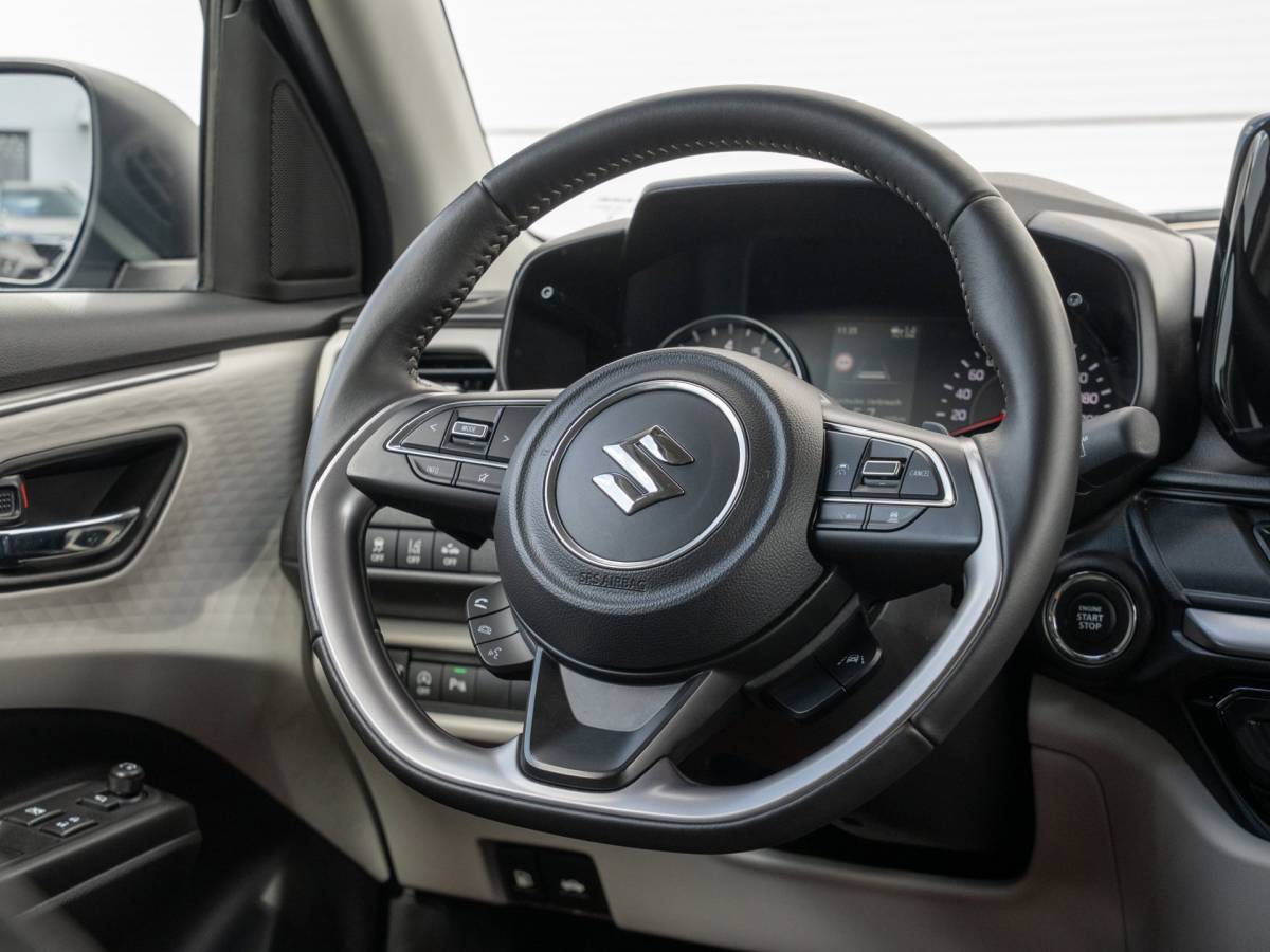 Suzuki Swift Suzuki Swift 1.2 Style Hybrid Automaat| Apple/Andriod Carplay|Adapt. cruise|Climacontrole| Keyless|Parkeersensoren|Stoelverwarming