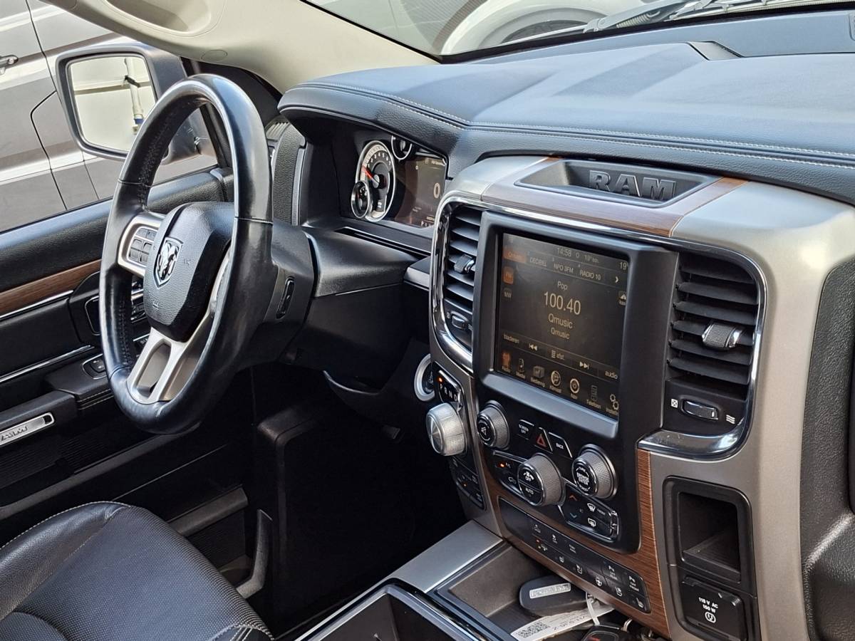 Dodge Ram 1500 Dodge Ram 1500 5.7 V8 5-Pers Stoelkoel+verw. orig.NL Trekhaak(3500kg) Quad Cab 6’4