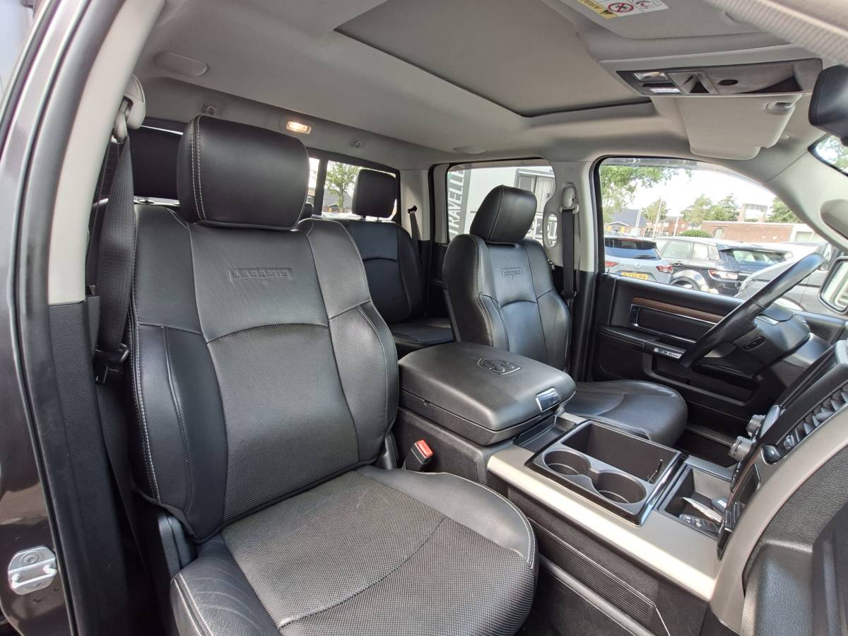 Dodge Ram 1500 Dodge Ram 1500 5.7 V8 5-Pers Stoelkoel+verw. orig.NL Trekhaak(3500kg) Quad Cab 6’4