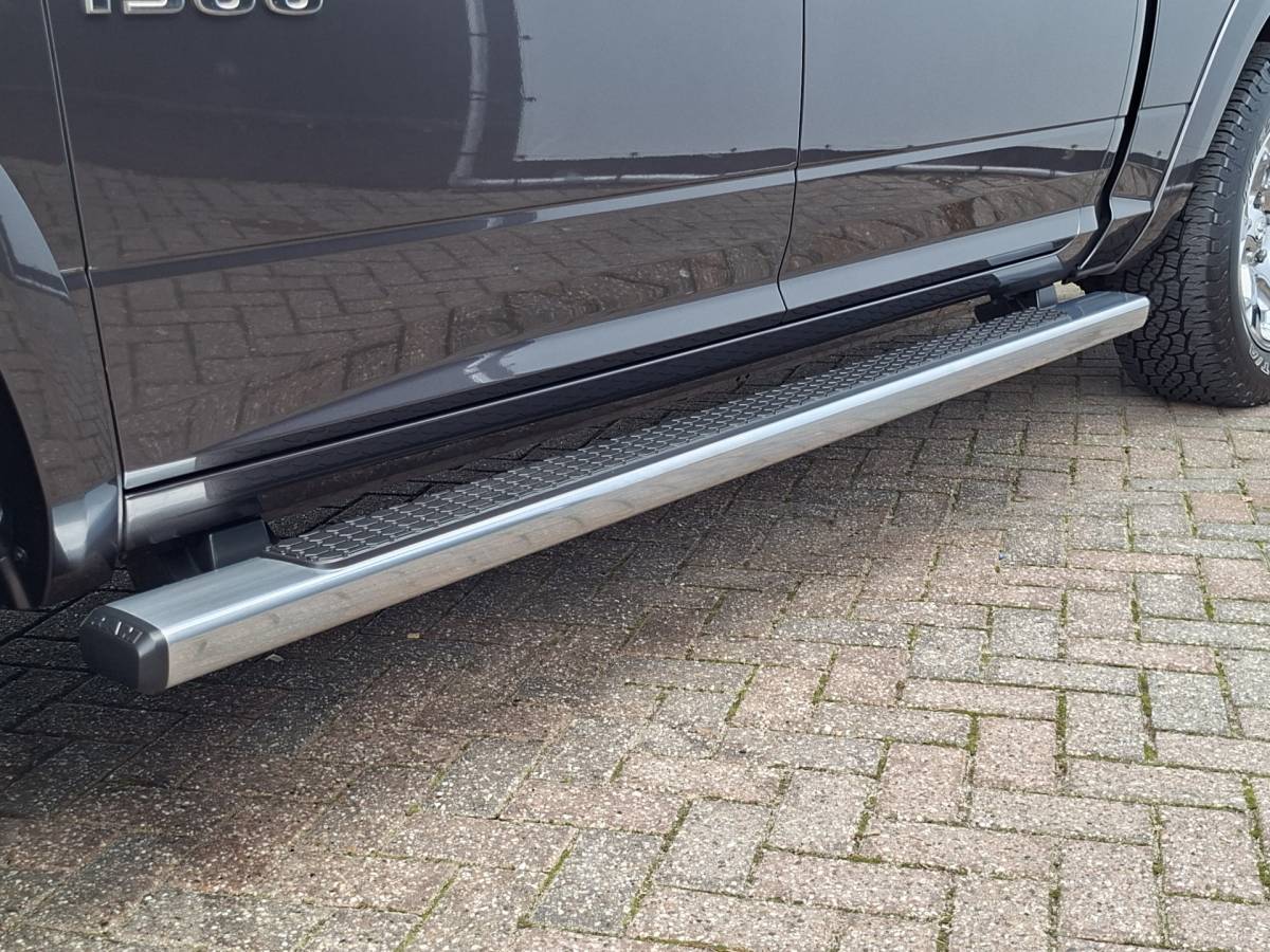 Dodge Ram 1500 Dodge Ram 1500 5.7 V8 5-Pers Stoelkoel+verw. orig.NL Trekhaak(3500kg) Quad Cab 6’4