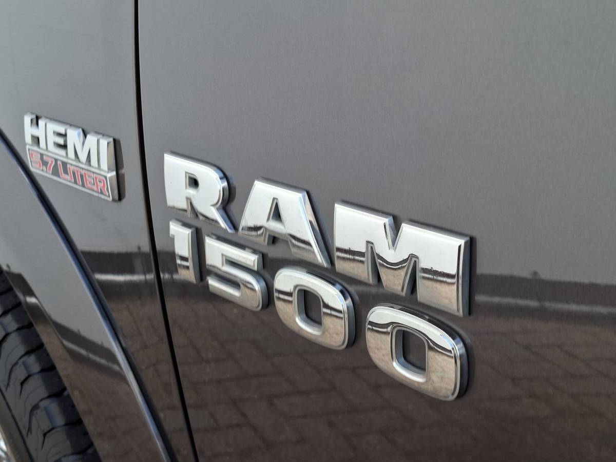 Dodge Ram 1500 Dodge Ram 1500 5.7 V8 5-Pers Stoelkoel+verw. orig.NL Trekhaak(3500kg) Quad Cab 6’4