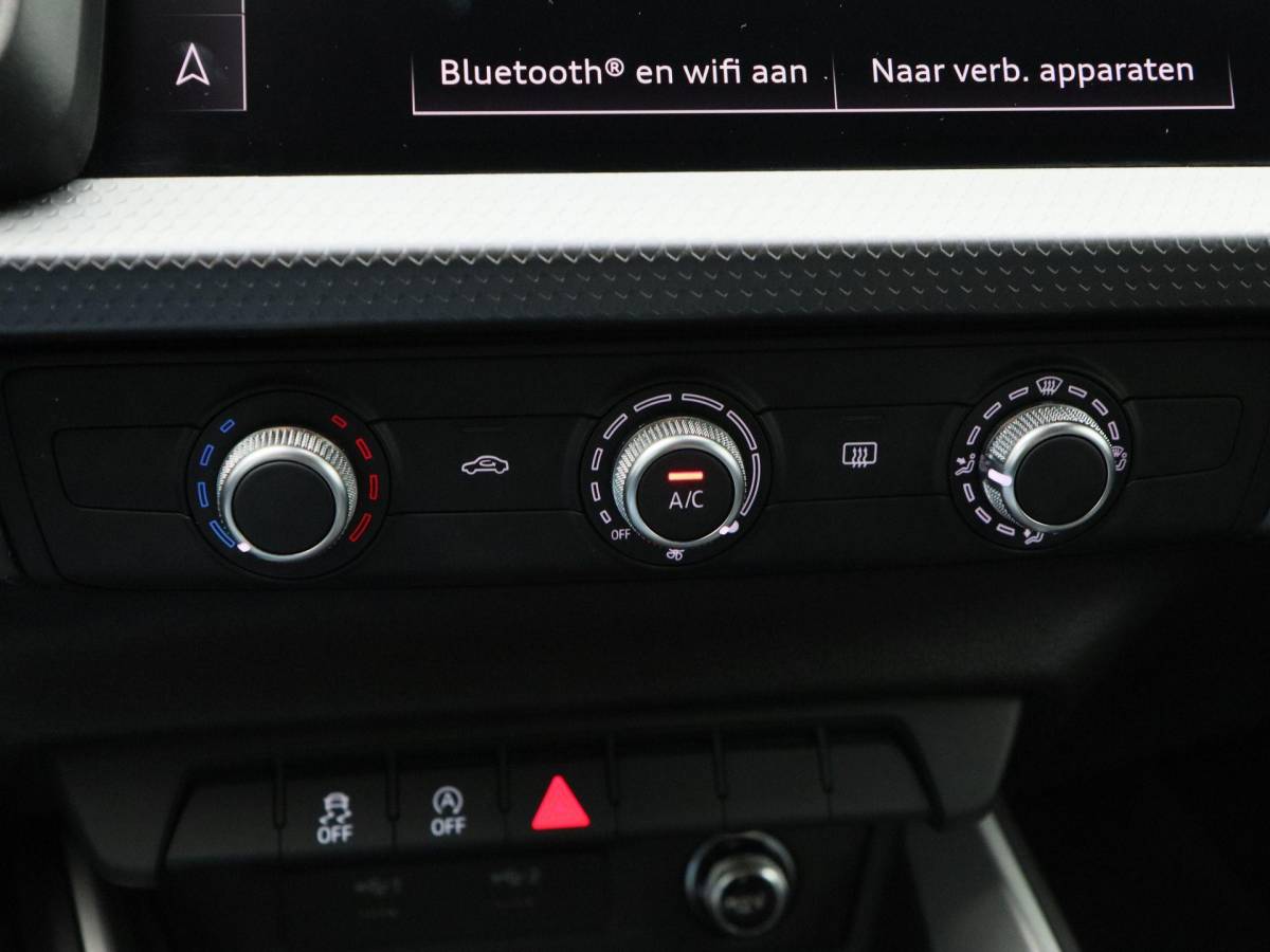 Audi A1 Audi A1 citycarver 30 TFSi 110 Pk Automaat epic | Virtual Cockpit| Adaptive Cruise | Airco | CarPlay | 17 Inch | 27.117 Km !!