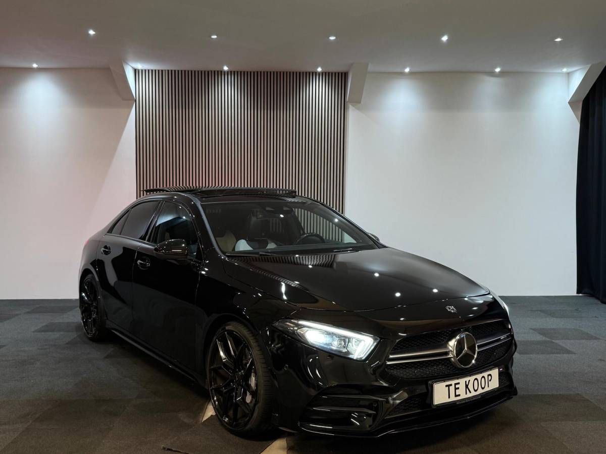 Mercedes-Benz A-Klasse Mercedes-Benz A-klasse AMG 35 4MATIC Pano BI color Leer Camera