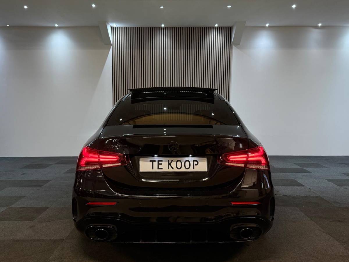 Mercedes-Benz A-Klasse Mercedes-Benz A-klasse AMG 35 4MATIC Pano BI color Leer Camera