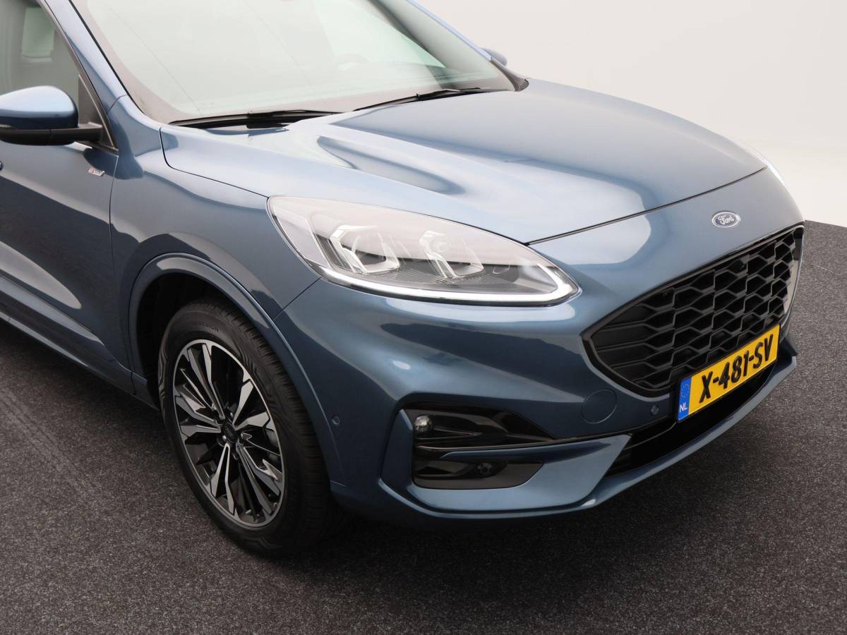 Ford Kuga Ford Kuga 2.5 224 Pk PHEV Graphite Tech Edition | Stoel/Stuurverwarming | Panoramadak | Camera | Adaptive Cruise | CarPlay | 19 Inch | 66.027 Km !!